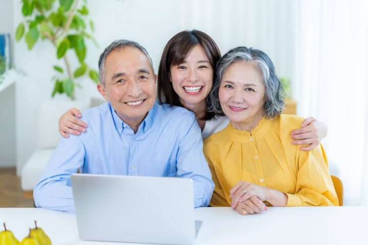 横浜駅エリアのリラクゼーションサロンララワンは高齢者割や学割メニューをご用意しています
