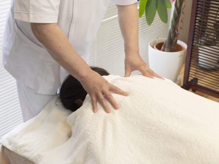 「手当」がもたらす身体の変化とは?自律神経・セロトニン・触覚刺激から読み解くリラクゼーションの科学の画像